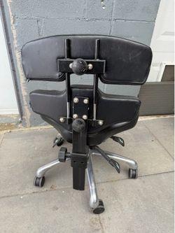 Tat soul artist chair