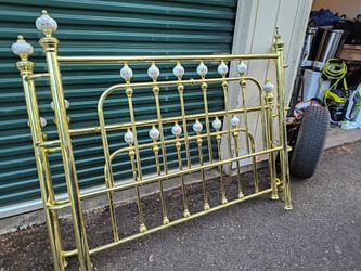 Beds , furniture