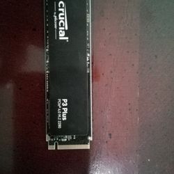 PCIe Gen4 1TB NVMe SSD 