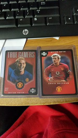 Photo 2003 Upper Deck Strike Force Manchester United David Beckham and Nicky Butt 2 card lot