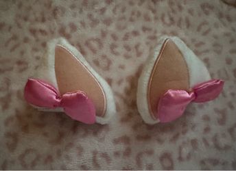 Marie clip on ears