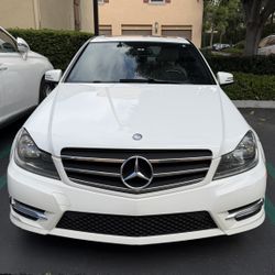 Clean Title 2013 Mercedes C Class 