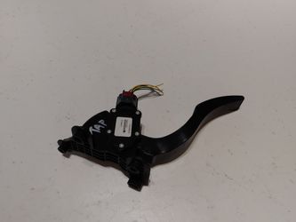 08 Ford Edge Pedal censor