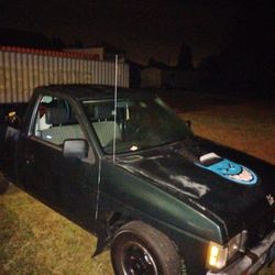 1993 Nissan Pickup Truck 