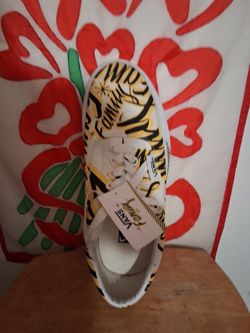 Collectible, pop culture, art. Van size 21 inches.