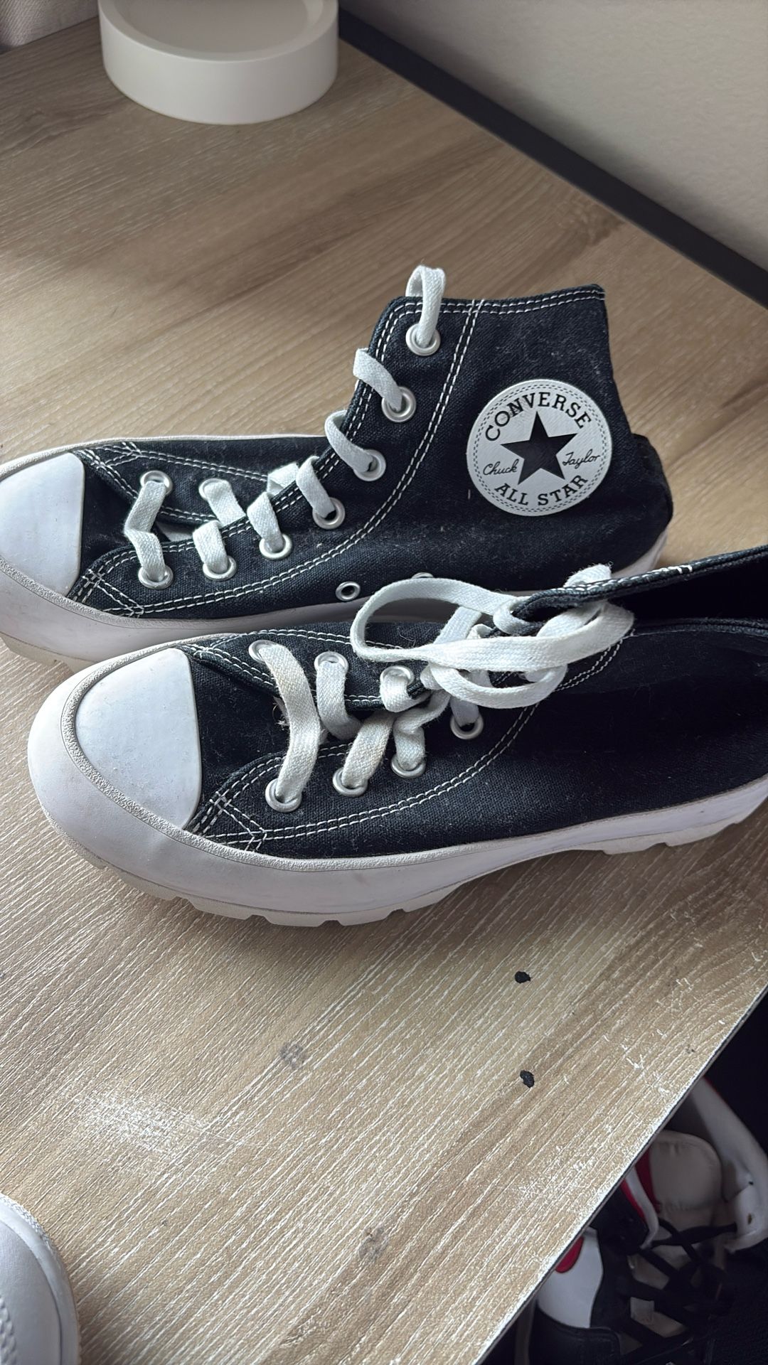 Converse