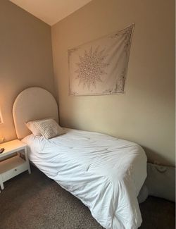 Twin XL bed frame and cooling mattress