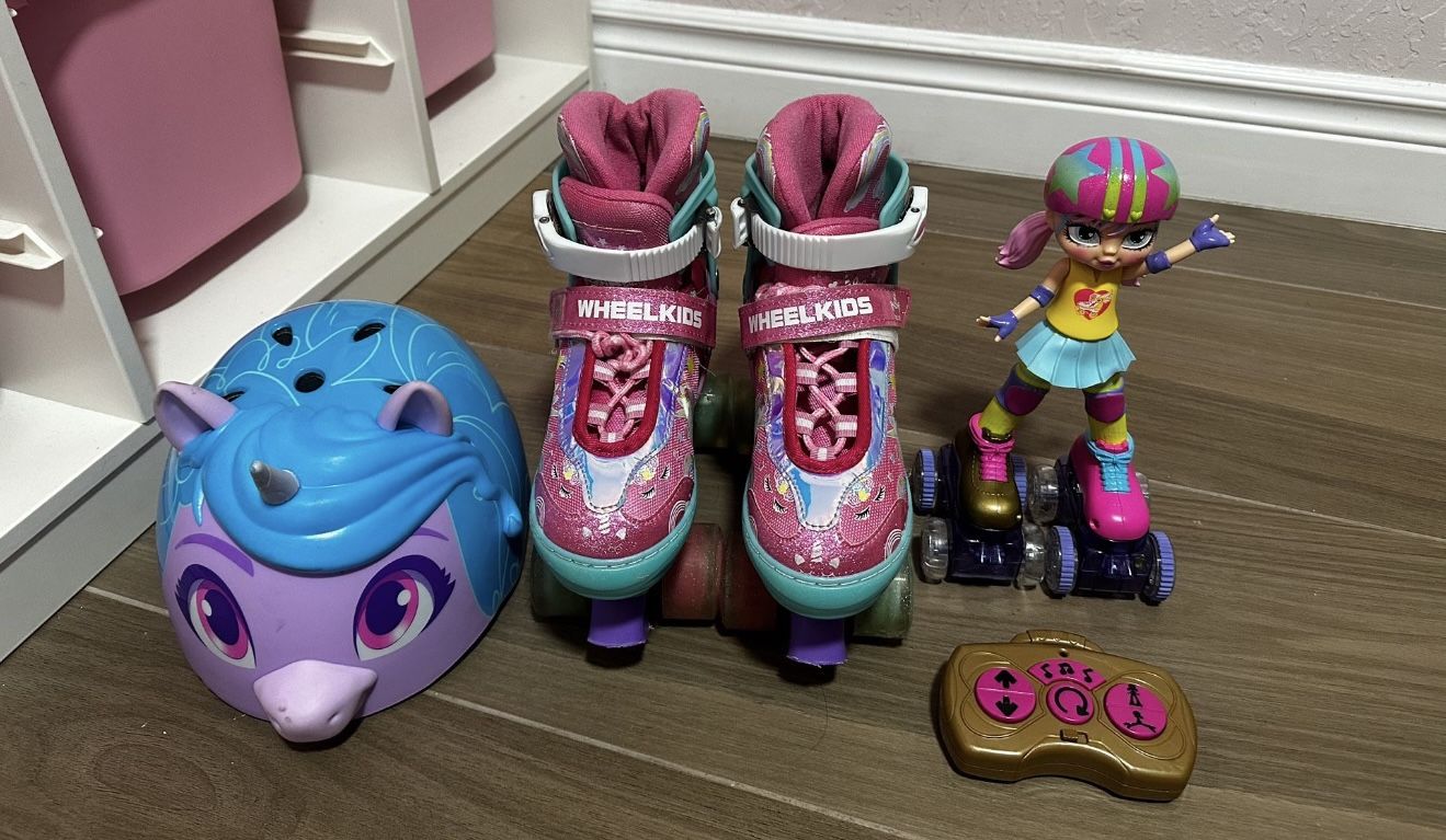 Girls Skating Set Unicorn Adjustable Skates, Unicorn Pony Helmet And Remote Control Skate Doll 