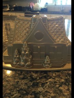 Gingerbread cake mold