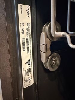 Selling a Whirlpool dishwasher, Model WDP540HAMZ0.