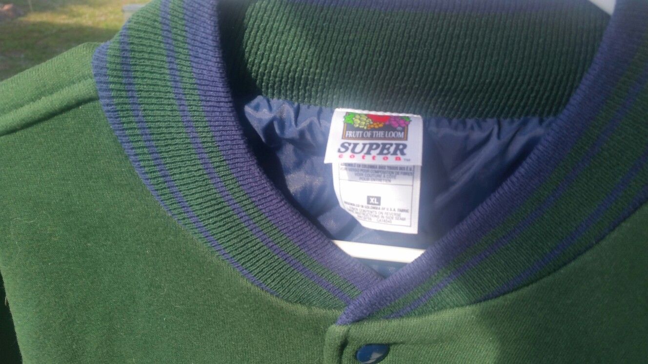 Fruit of the Loom jacket men's size XL new