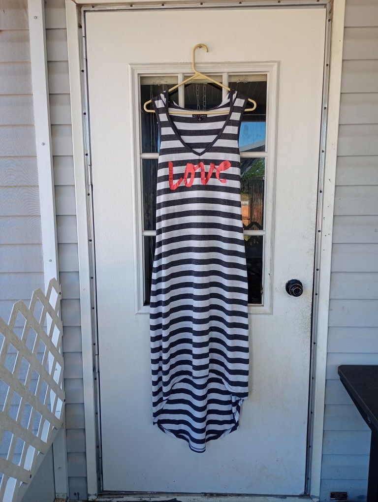 Love Chesley stripped hooded high low dress size 1X