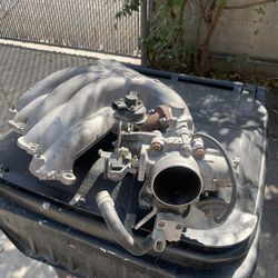 1987 Toyota Corolla Intake Manifold and  Carburetor
