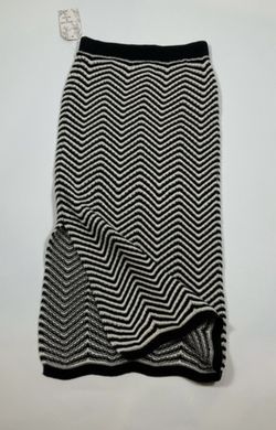 Willow And Wind Crochet Tube Midi Skirt Size M