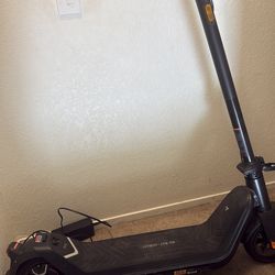 Electric  scooter