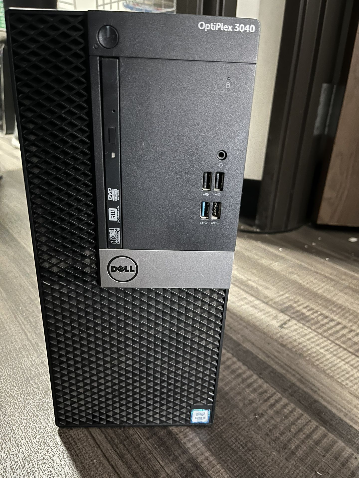Dell Optiplex 3040 i5-6500 @ 3.20 GHz 8 GB RAM 1 TB HDD Win 11 Pro