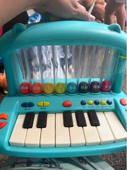 Toy piano