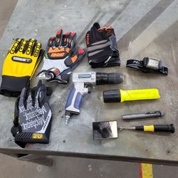Tools Gloves Mirror Flashlights