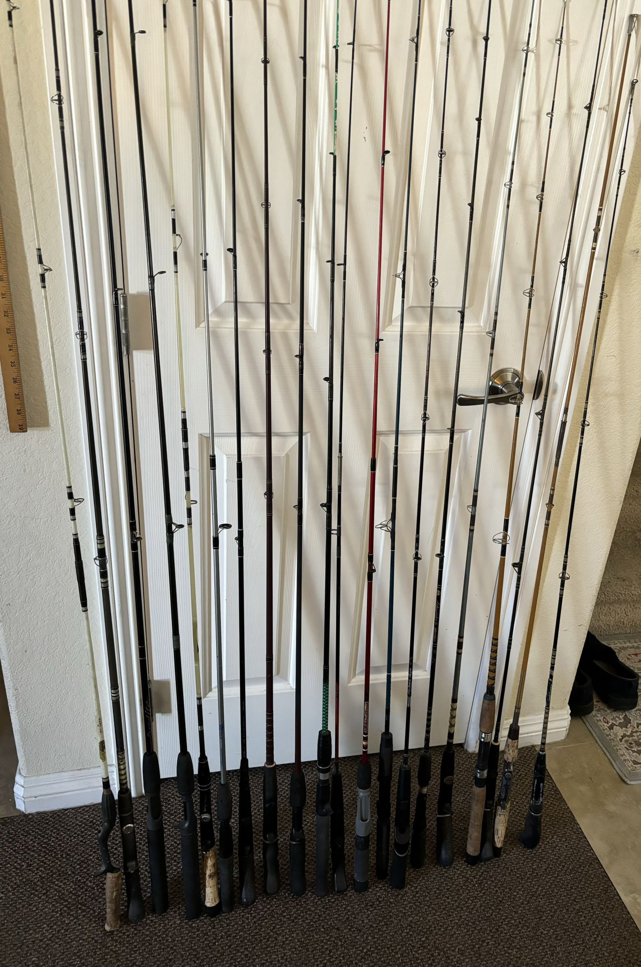20 Assorted Fishing Baitcaster Rods