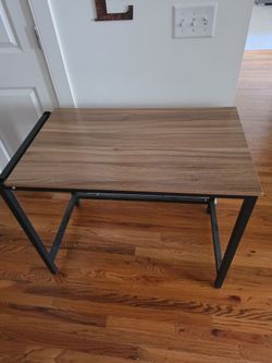 Free Desk
