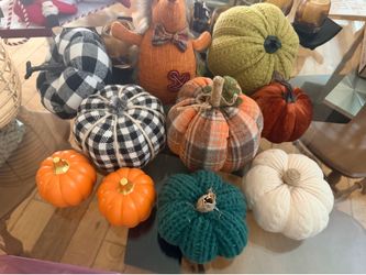 Assorted pumpkin lot/ Thanksgiving fall decor