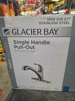 Glacier Bay Single Handle Pull-Out Kitchen Faucet