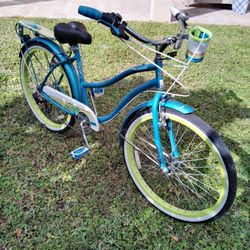 Huffy South wind Cruiser Bike. 26 Inch. 21 Speed. Basket and Comfy Seat. 