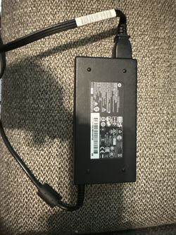 HP OEM 120W AC Adapter Charger HSTNN-CA25 19.5V 6.15A 849651-002