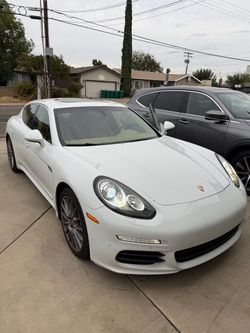 2014 Porsche Panamera