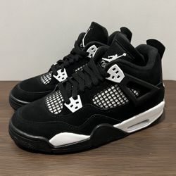 Jordan 4 Retro White Thunder