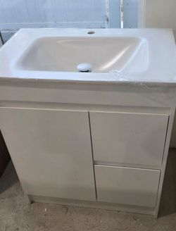 30 Inch Modern Bathroom Vanity with Ceramic Sink New