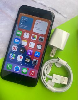Apple IPhone 7 32 GB unlocked for T-Mobile/Metro PCS/Simple Mobil/Ultra/Laycamobile/Smart GO