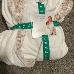 Xl Long Plush Robe Woman’s 