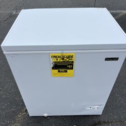 Magic Chef 5.0 cu. ft. Chest Freezer in White