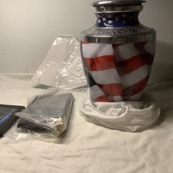 American Flag Hand Engraved Cremation Urn for Adult Human Ashes, Patriotic