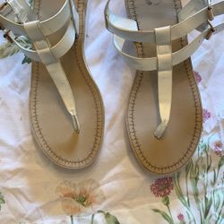 “ Journee Women’s Bianca Wedge” Sandals 