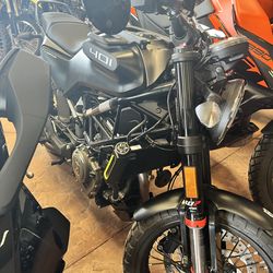 2023 Husqvarna Svartpilen