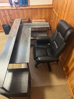 L-Desk, Office Chair, Acrylic Floor Mat Bundle
