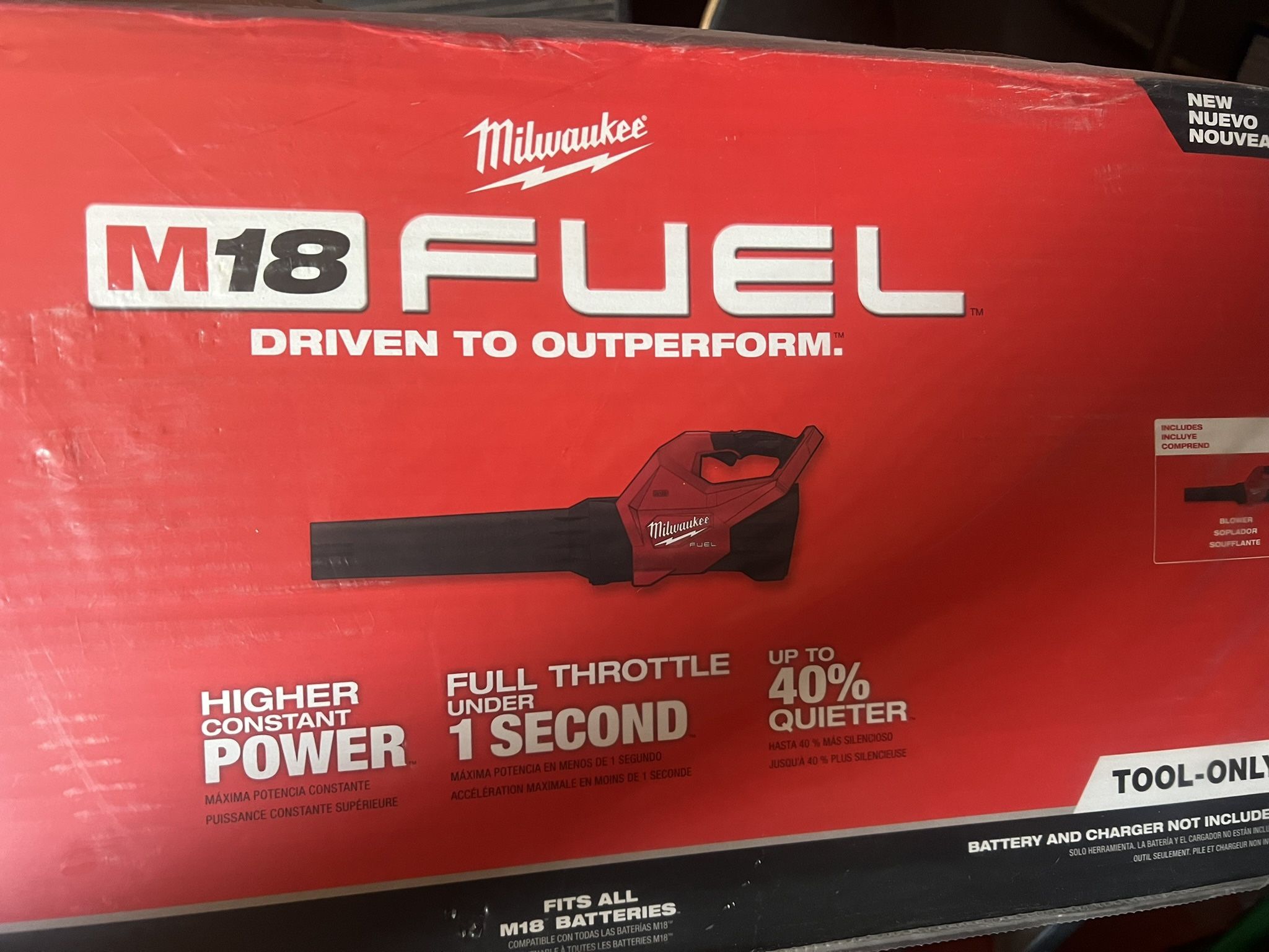 Milwaukee M18 Fuel leaf Blower Bnib