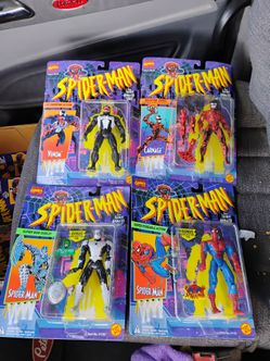 Spider-Man venom Carnage figurines