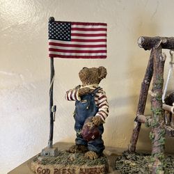 Boyd’s Bears & Friends Decor
