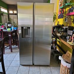 Samsung Refrigerator 