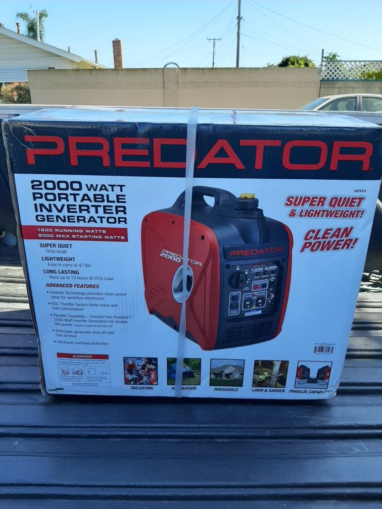 PREDATOR 2000 WATT PORTABLE INVERTER GENERATOR BRAND NEW for Sale in