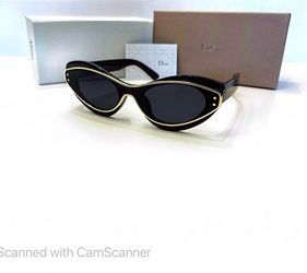 NEW  CD Sunglasses 😎 CATEYE Black Gold Rim