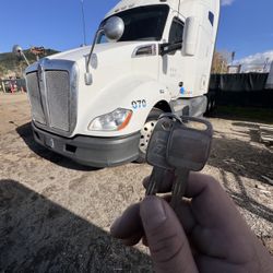 Car Keys/Fobs/Llaves De Autos 