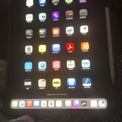 iPad Pro 13inch M5 With Apple Pencil 