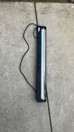 Fish tank light