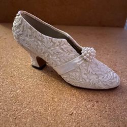 Just the Right Shoe "I Do" by Raine / Willits Miniature Wedding Shoe New