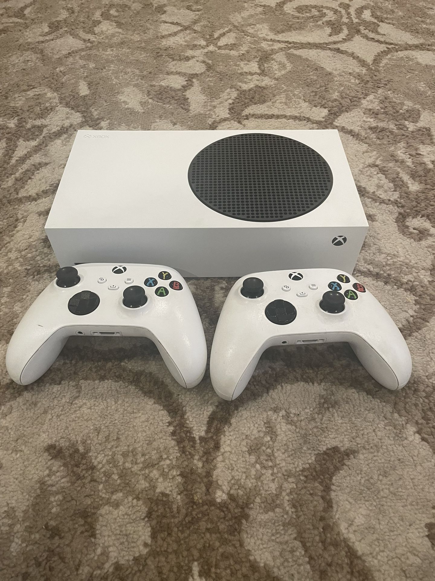 Xbox Series S With 2 Controllers