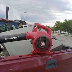 Troy Built Gas Leaf Blower 